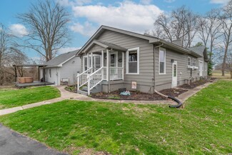 8825 Paddock Rd, Camby, IN 46113