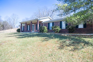 1360 Birdie Rd, Lawrenceburg, KY 40342