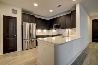 6400 Washington Street Ave Unit 537, Houston, TX 77007