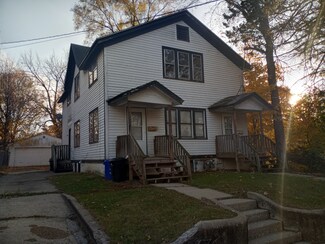 1502 Fairview Ave, Rockford, IL 61101