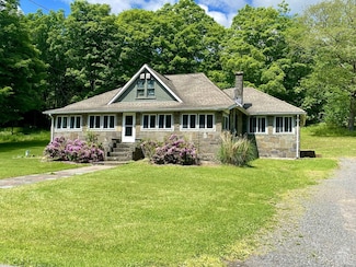 993 Pennsylvania Ave, Palenville, NY 12463
