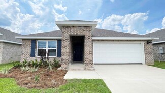 4624 Naval Ct, Crestview, FL 32539
