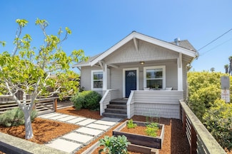 900 35th Ave, Santa Cruz, CA 95062