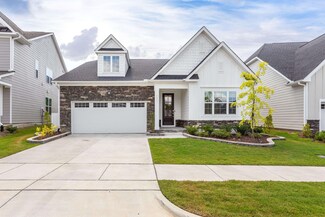 2921 Mavisbank Cir, Apex, NC 27520