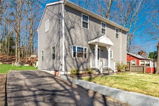 43 Beach Rd, Pascoag, RI 02859