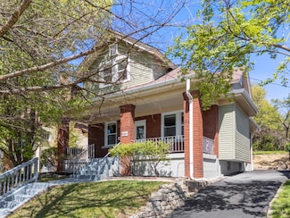 4550 Clearview Ave, Cincinnati, OH 45205
