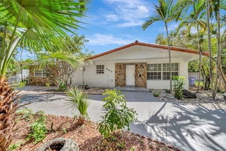 840 NE 182nd St, North Miami Beach, FL 33162