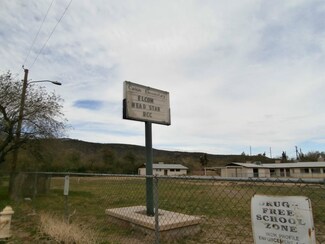 18800 E School House Rd, Black Canyon City, AZ 85324