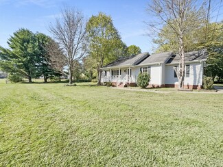 3010 Redwood Dr, Murfreesboro, TN 37127