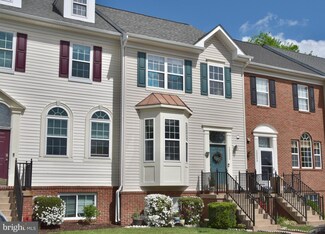 12332 Darton Woods Loop, Bristow, VA 20136