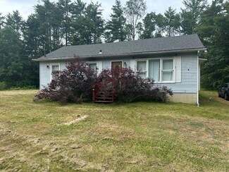 10 Shana Ln, North Berwick, ME 03906