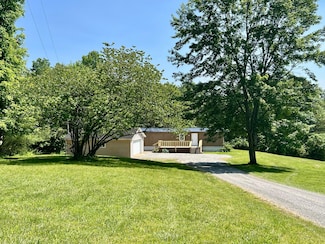 1904 Thornton-Spung Rd, Kingston, OH 45644