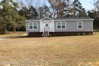1454 Campground Rd, Whiteville, NC 28472