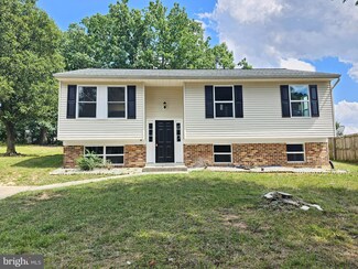 5305 Wiley St, Riverdale, MD 20737