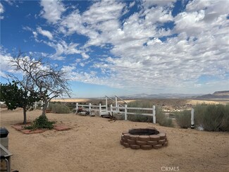 25926 Outpost Rd, Apple Valley, CA 92308