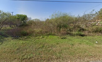 109 Daniels Rd, San Antonio, TX 78220