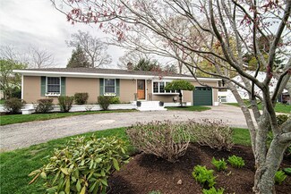 21 Coolridge Ave, Greenville, RI 02828