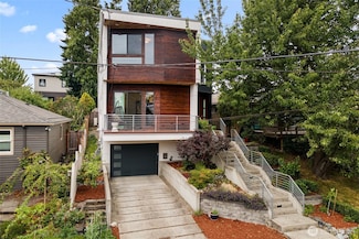4113 Palatine Ave N, Seattle, WA 98103