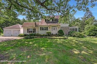 212 Lake Scranton Rd, Scranton, PA 18505