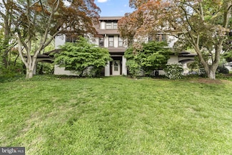 1007 Valley Rd, Elkins Park, PA 19027