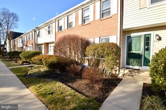 825 Society Hill Blvd, Cherry Hill, NJ 08003