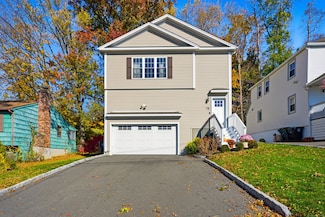 75 Long Island View Rd, Milford, CT 06460