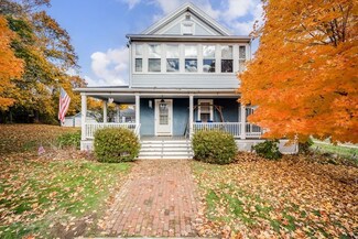 18 Lincoln St, Brookfield, MA 01506