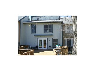 3 Oak Hill Cluster, Independence, MO 64057