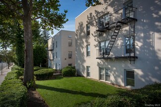 322 Bevelander Place Unit 322, West Sayville, NY 11796