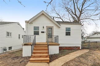 1407 Holden Ave, Saint Louis, MO 63125