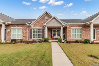 2608 Brompton Ln SW, Decatur, AL 35603