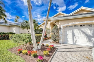 8300 Bob o Link Dr, West Palm Beach, FL 33412