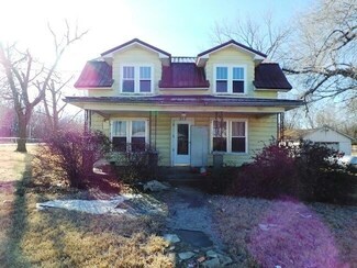 212 Springfield St, Reeds, MO 64859