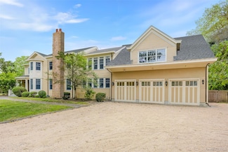 52 Brushy Neck Ln, Westhampton, NY 11977