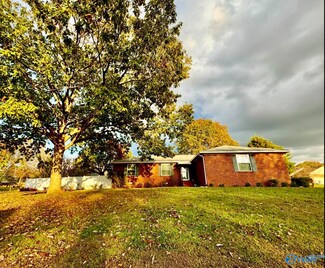 119 Spring Farm Rd, Huntsville, AL 35811