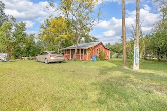 1 Smith Ct, Deland, FL 32724