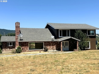 4848 Tiller Trail Hwy, Canyonville, OR 97417