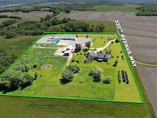 28983 320th Avenue Way, Red Wing, MN 55066
