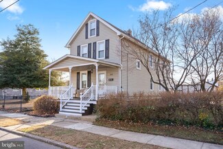 212 W 3rd St, Florence, NJ 08518