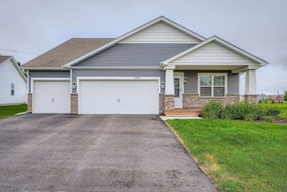 1221 136th St W, Rosemount, MN 55068