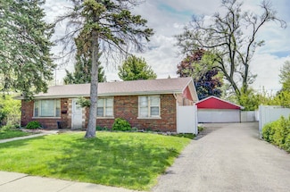 4813 W 91st Place, Oak Lawn, IL 60453