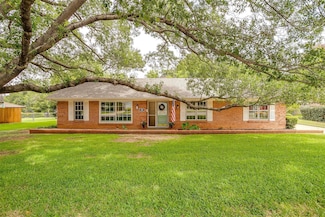805 Lake Charles Ave, Fort Worth, TX 76103
