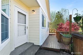 202 Brant Ln, Hoquiam, WA 98550