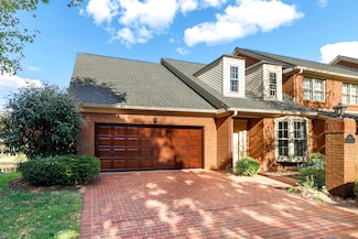 2113 Taborlake Cir, Lexington, KY 40502