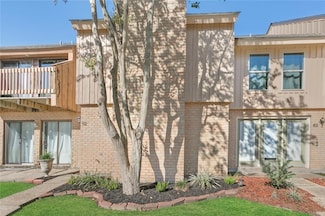 62 Ormond Place, Destrehan, LA 70047