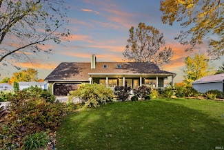 9236 E Doswell Blvd, Cromwell, IN 46732