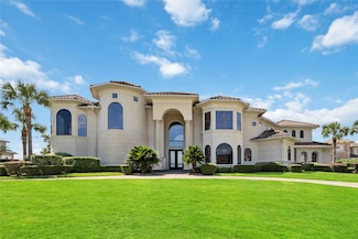 1303 Lakeway Dr, Seabrook, TX 77586