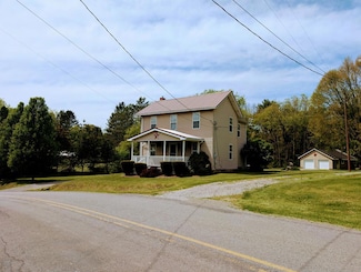 2989 Sunny Rd, Lickingville, PA 16332