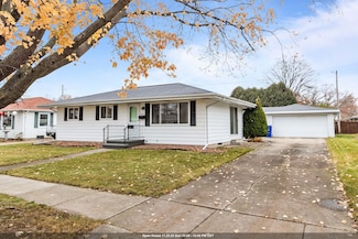 1920 E Frances St, Appleton, WI 54911