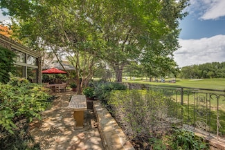16705 Village Ln, Dallas, TX 75248
